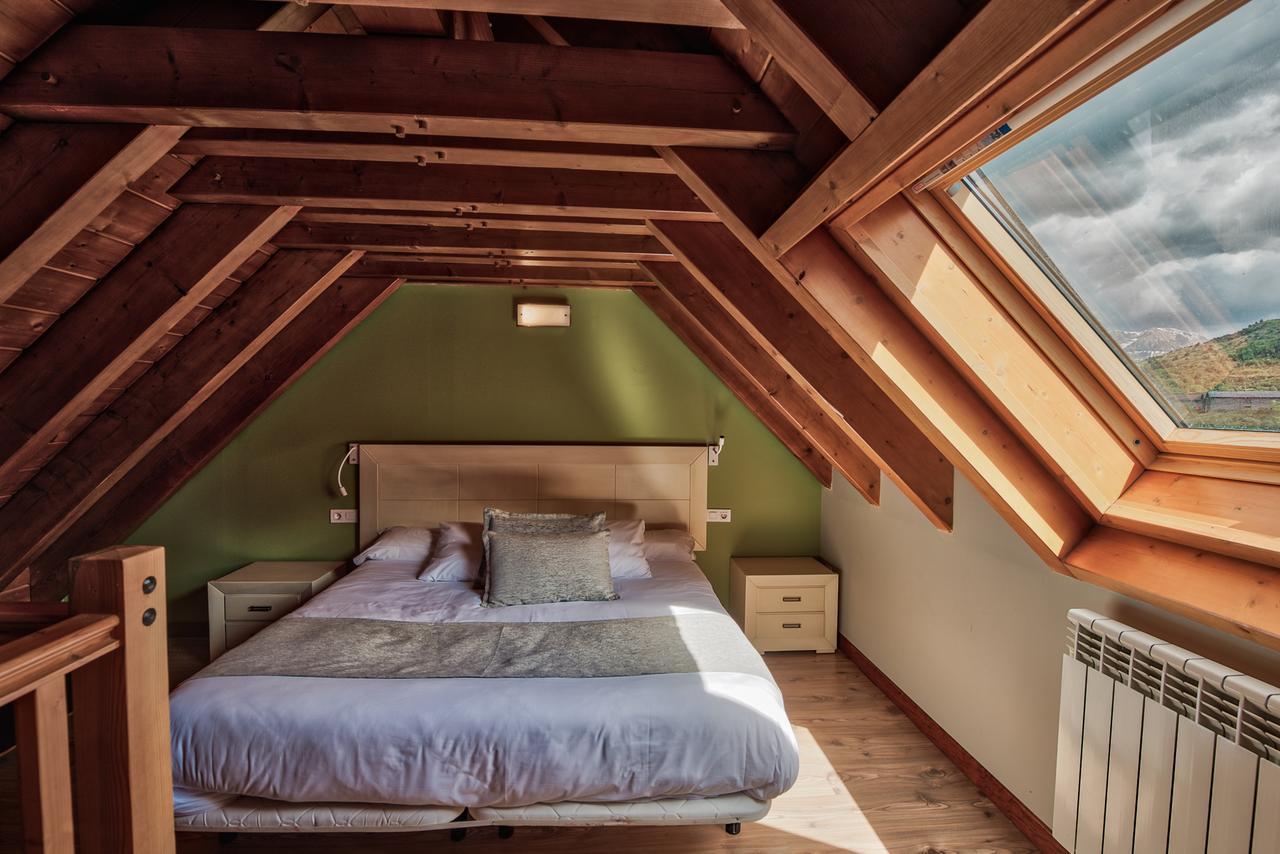 Apartahotel Tres Quinones Sallent de Gállego Εξωτερικό φωτογραφία